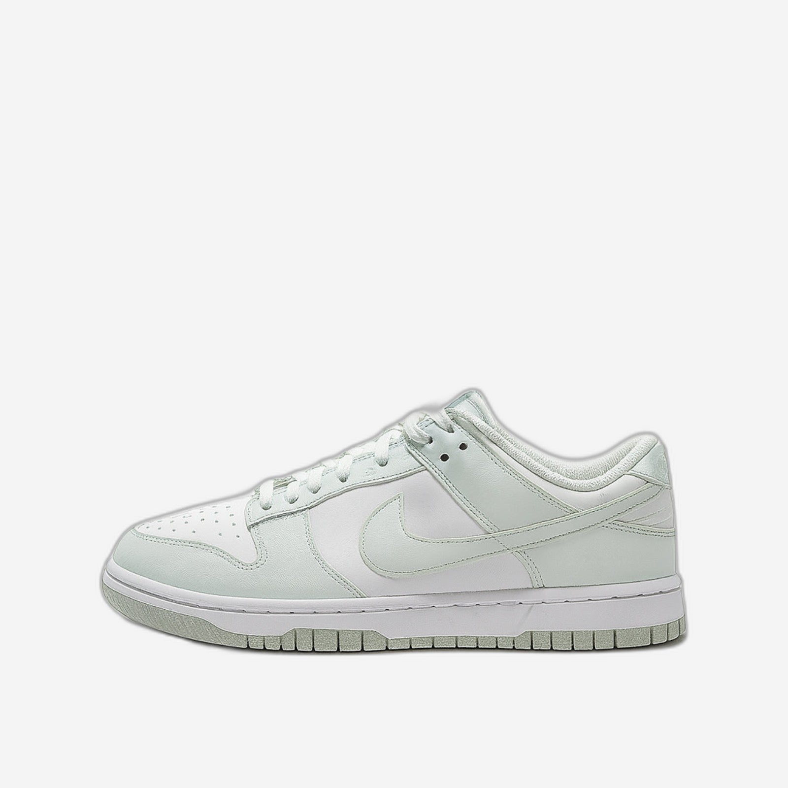 Nike Dunk Low Next Nature White/Barely/Green