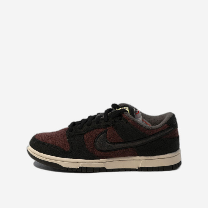 Nike Dunk Low SE Fleece Pack Burgundy Crush