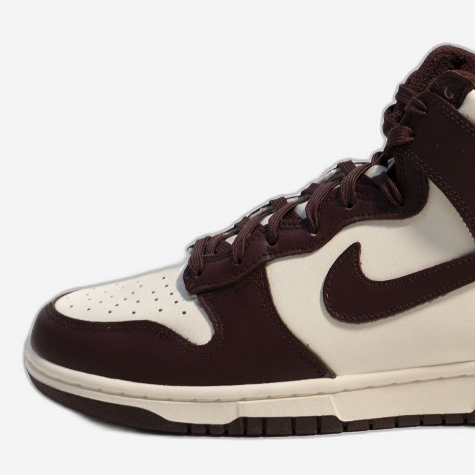 Nike Dunk High Burgundy Crush – Detail