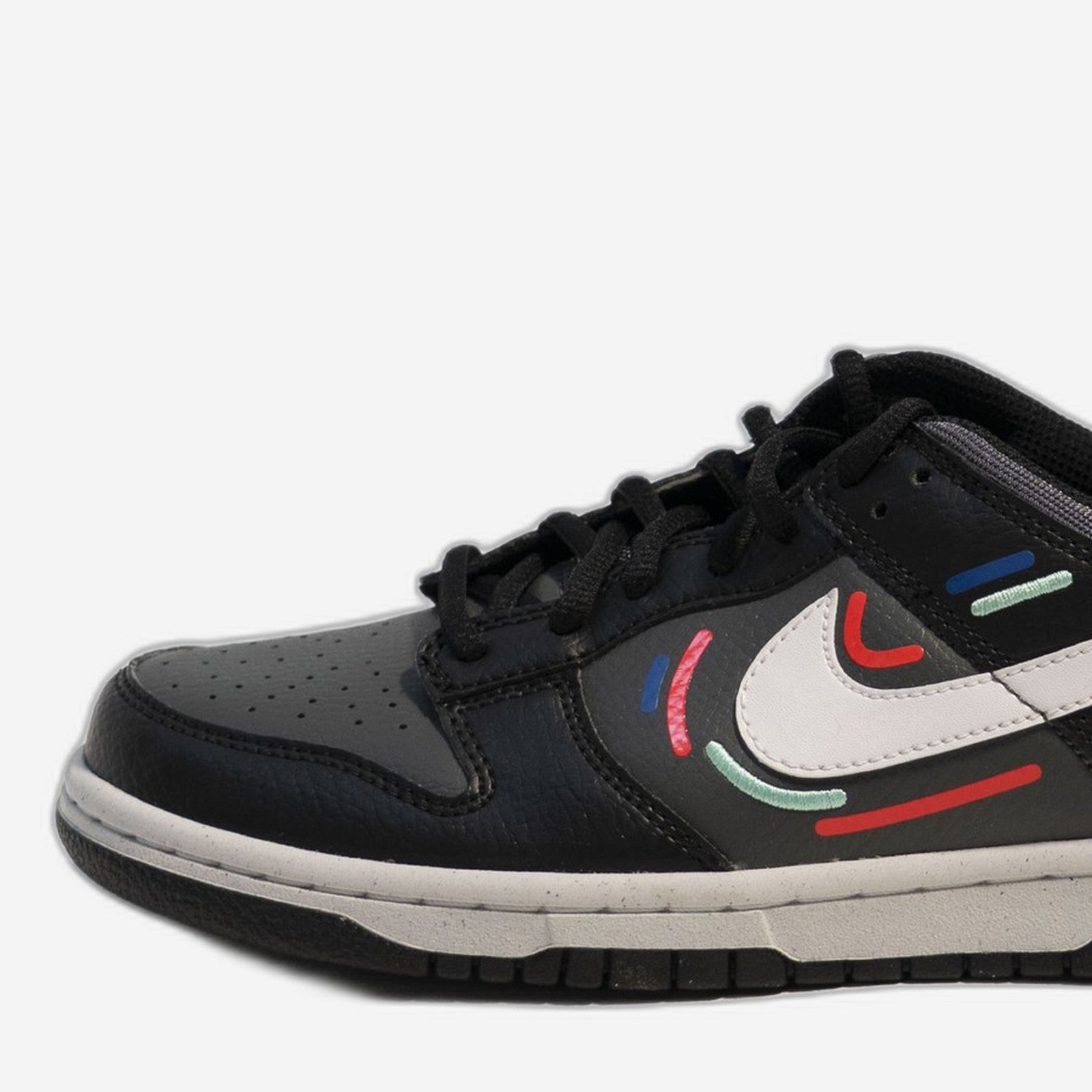 Nike Dunk Low Next Nature Marker Swoosh – Detail