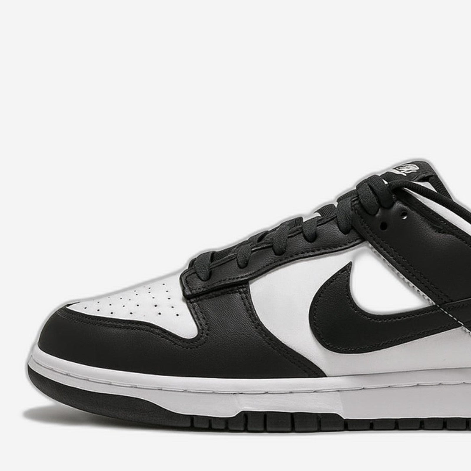 Nike Dunk Low Panda Black – Detail
