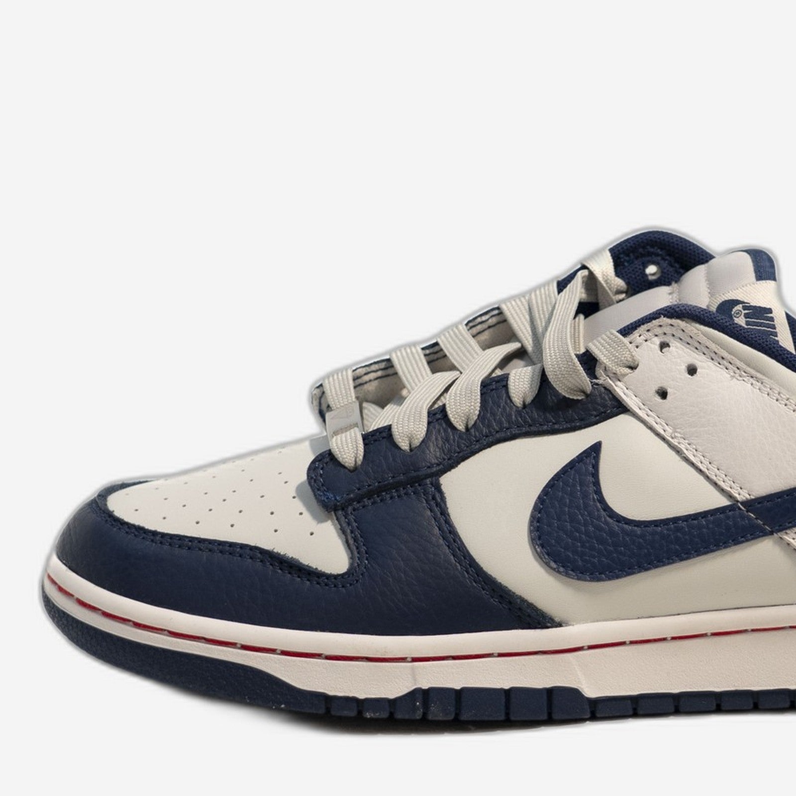 Nike Dunk Low Rare Sample NBA 75th Brooklyn Nets – Detail