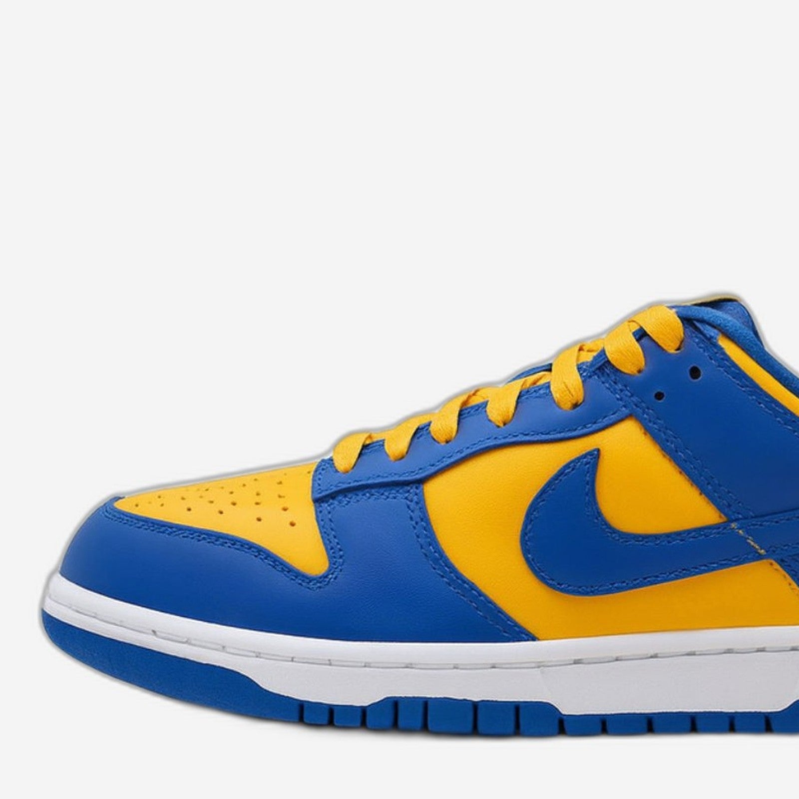 Nike Dunk Low Retro UCLA – Detail