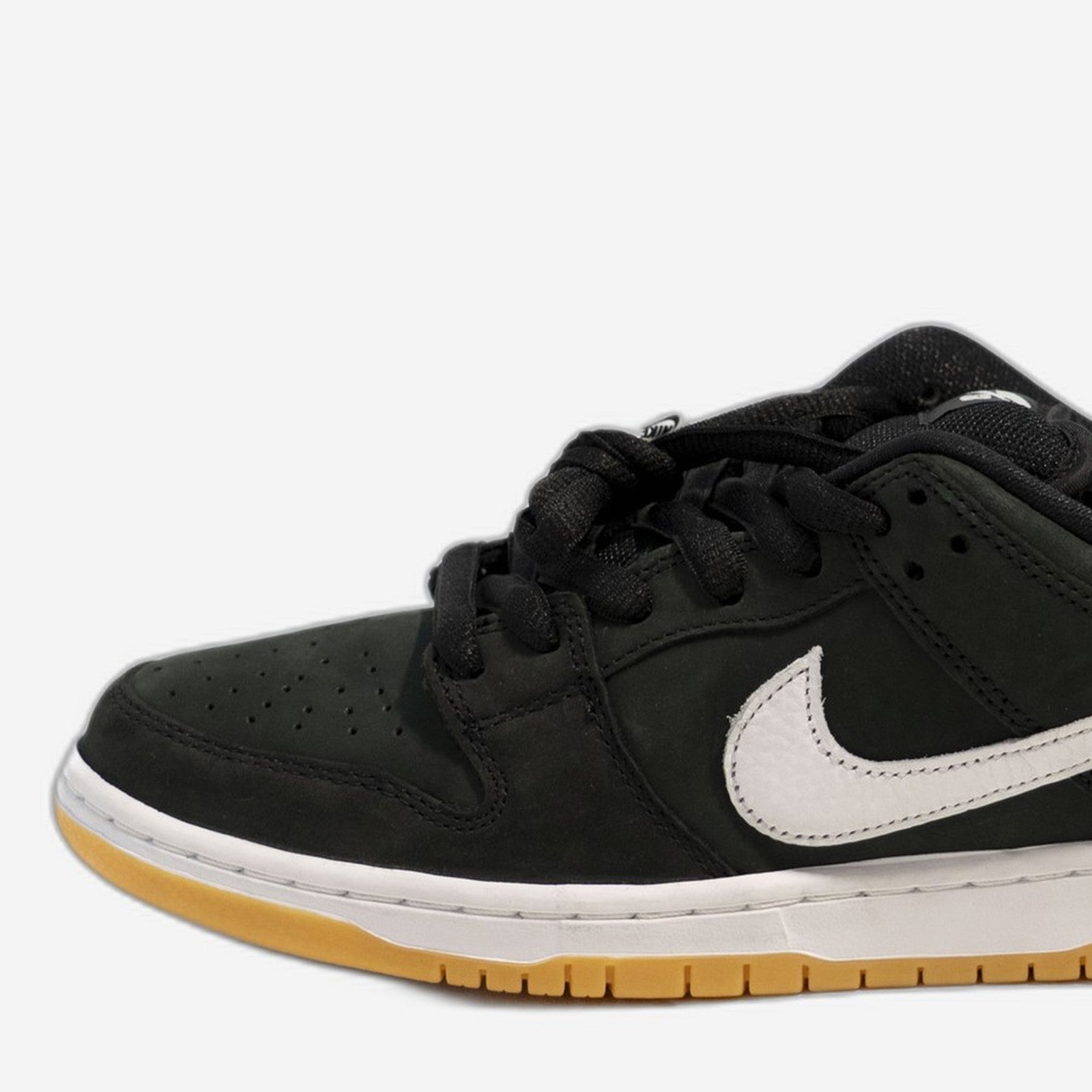 Nike Dunk Low SB Black White Gum – Detail