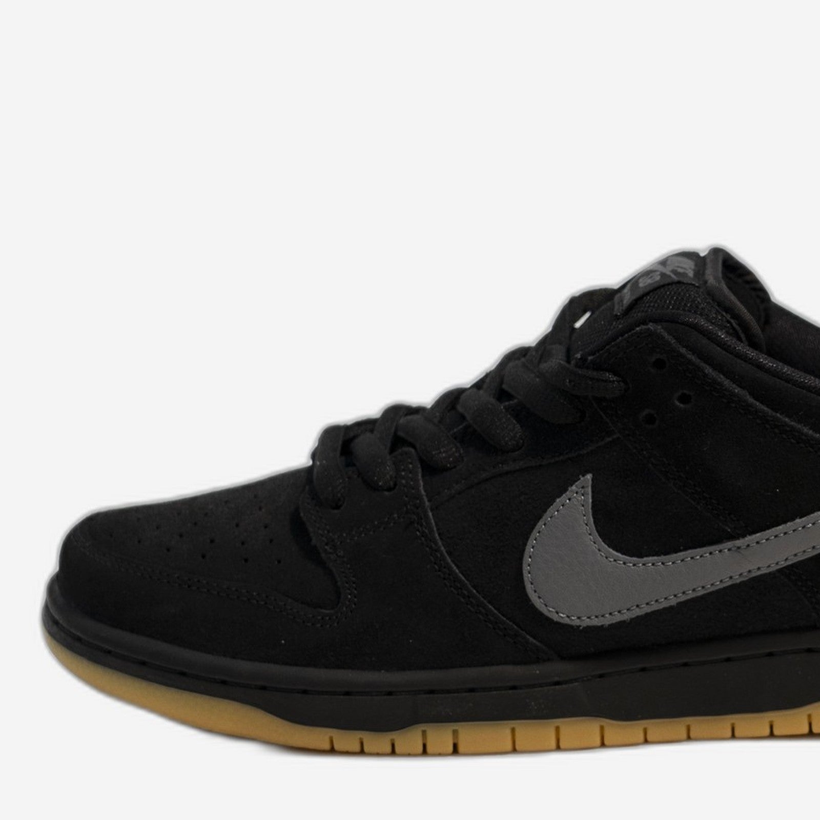 Nike Dunk Low SB Fog – Detail