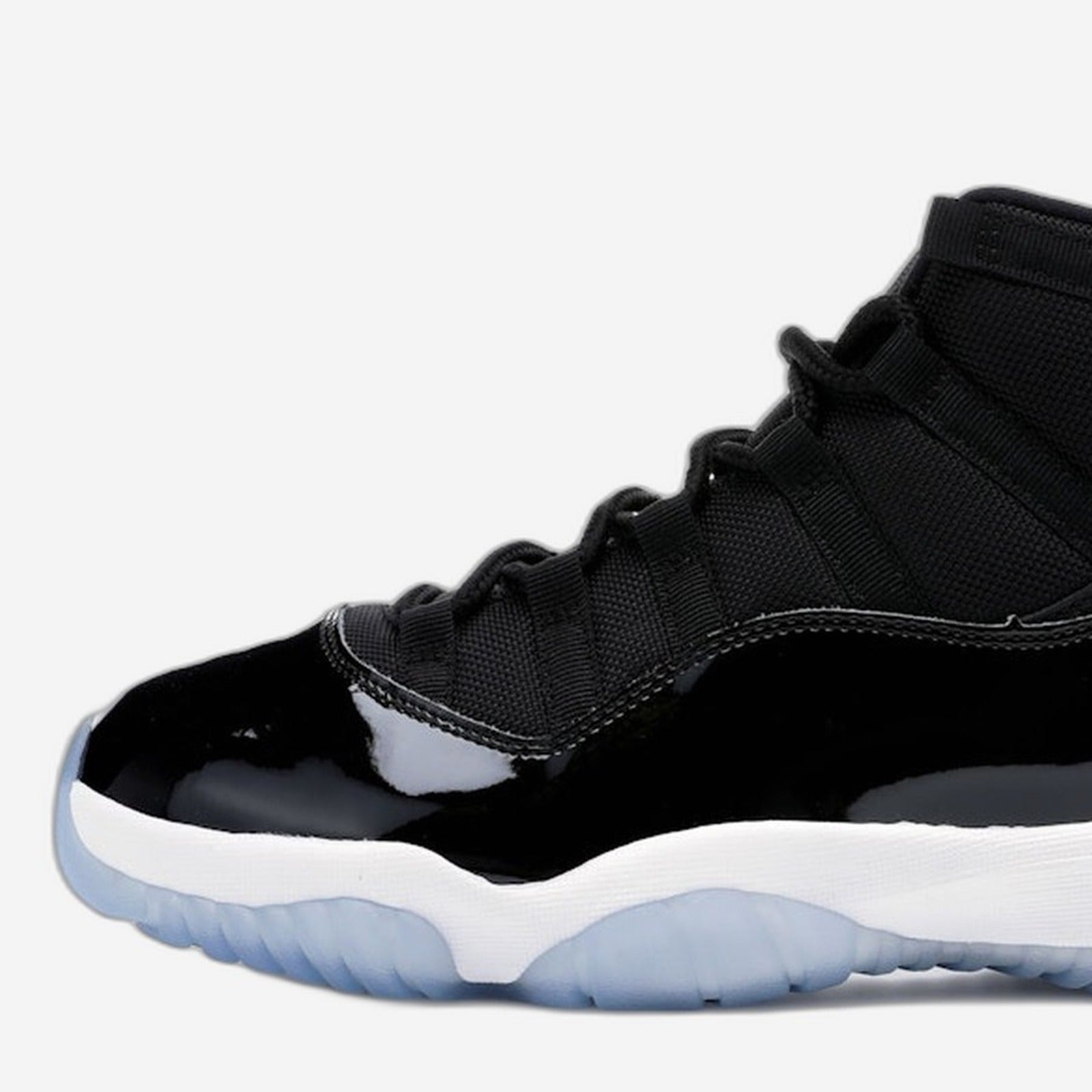 Nike Air Jordan Retro 11 Space Jam Black/Concord White – Detail