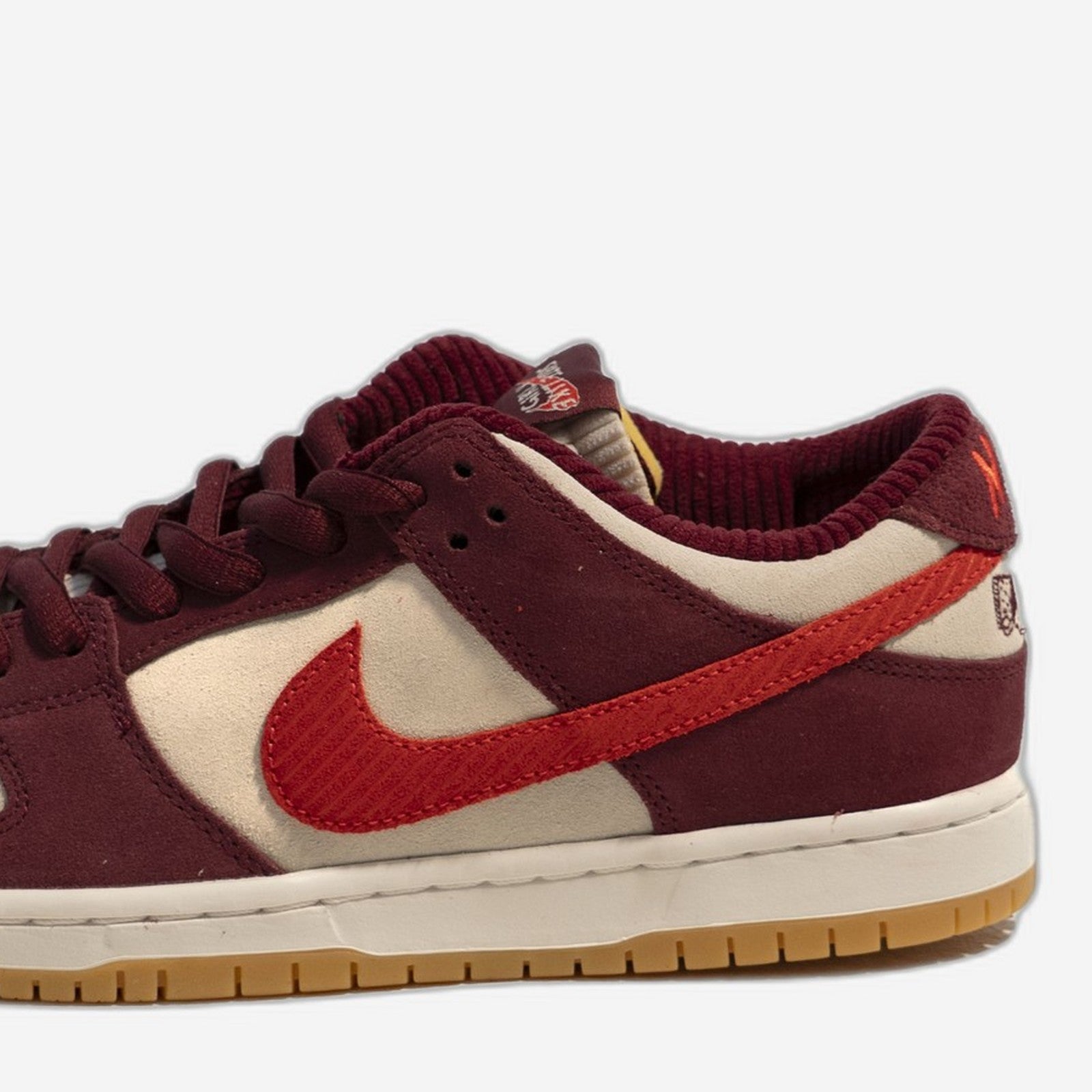 Nike SB Dunk Low Skate Like A Girl – Heel
