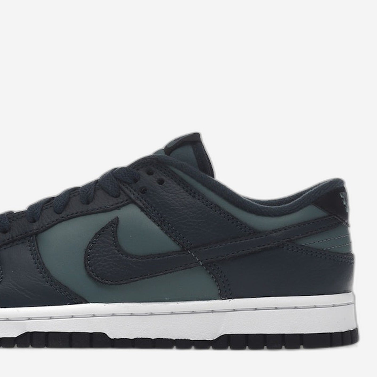 Nike Dunk Low Mineral Slate – Heel