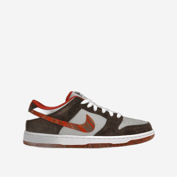 Nike SB Dunk Low Crushed D.C.